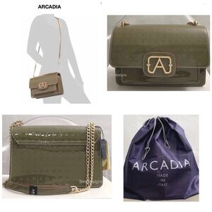 NWT ARCADIA Vegetale Genuine Patent Leather Purse/Crossbody Bag